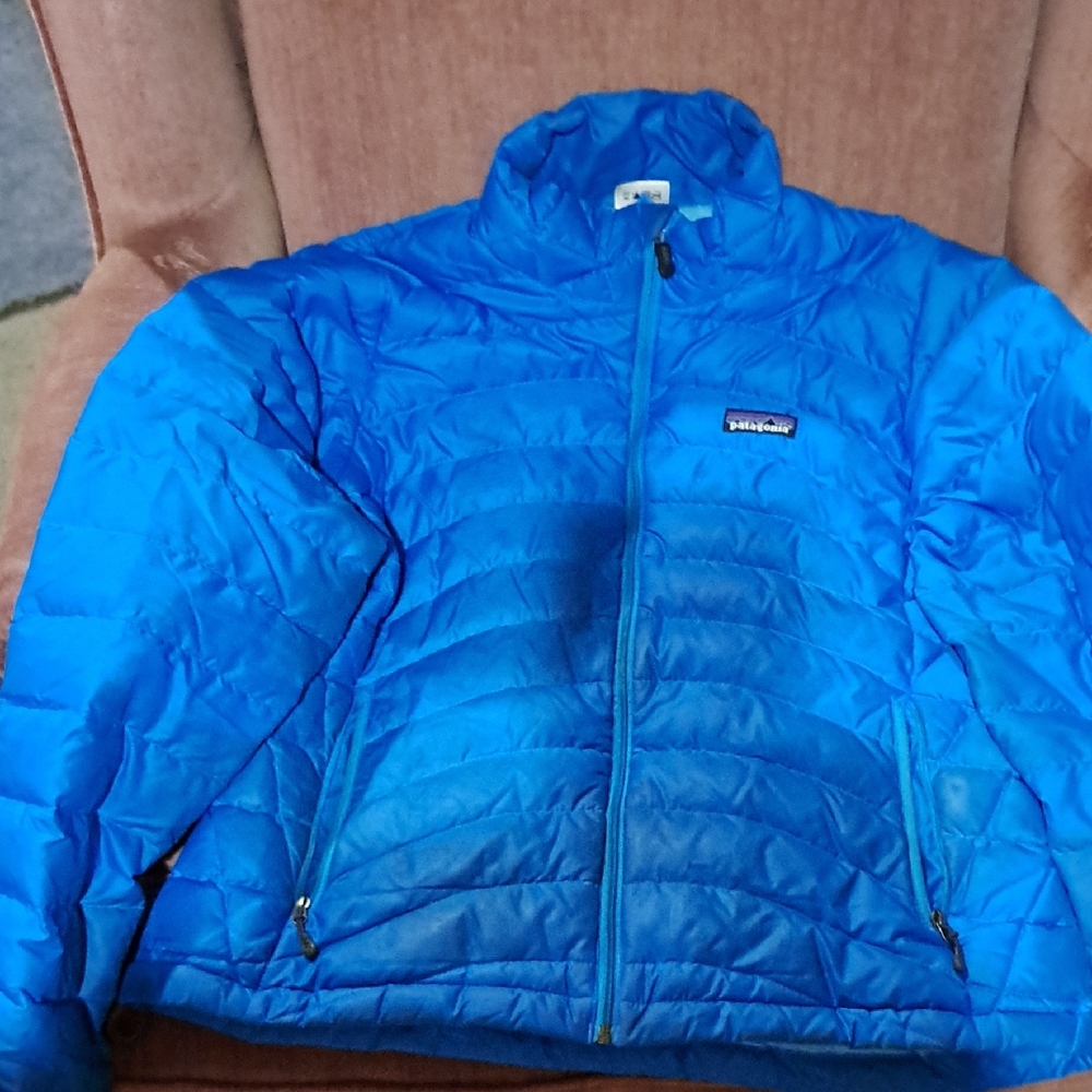 Patagonia Blue Puffer Jacket size medium